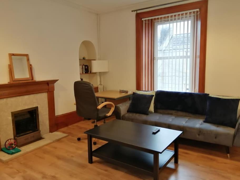 شقة أبردين  في Stylish One Bed Flat With Private Parking المظهر الخارجي الصورة